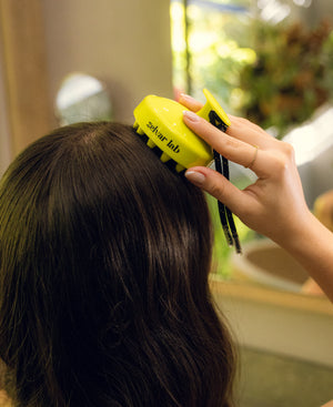 Tónico y masajeador capilar Zelvar Lab para rutina de cuidado del cabello